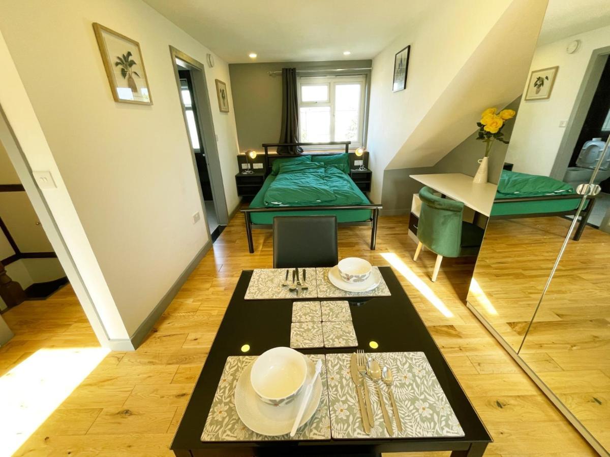 New Look, 7 Minutes To Station, 20 Minutes To Central London Streatham Vale 外观 照片